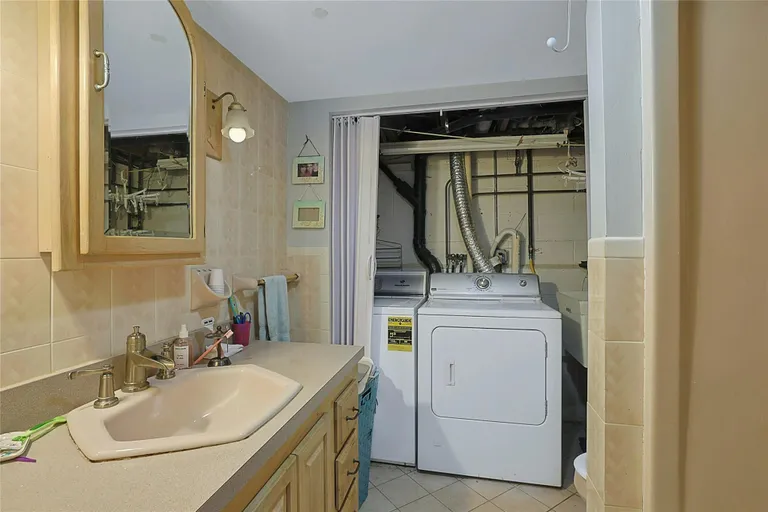Rockland/Orange/NJ Real Estate | View 12 Country Lane | room 32 | View 33