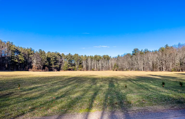New York City Real Estate | View 400 Game Farm Road | room 31 | View 32