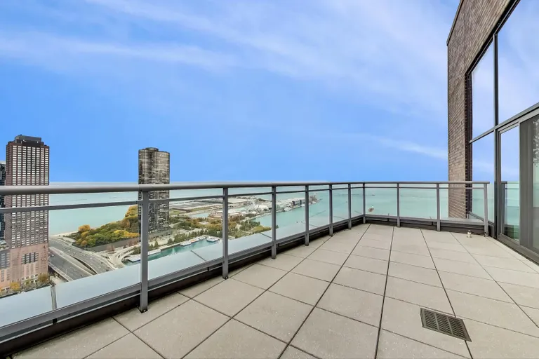 New York City Real Estate | View 450 E Waterside, 1210 | room 26 | View 27