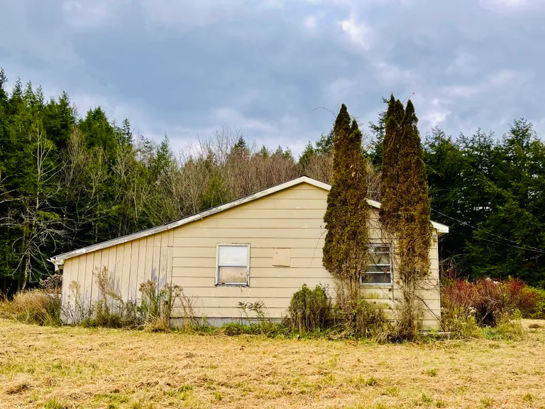 743 S Green Road, Sprakers, NY 12166 Property for sale