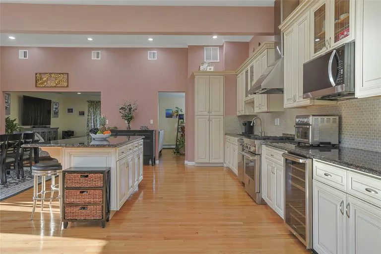 Rockland/Orange/NJ Real Estate | View 160 Phillips Hill Road | room 18 | View 19
