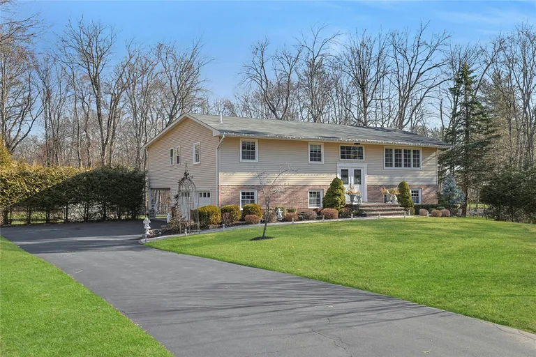 Rockland/Orange/NJ Real Estate | View 160 Phillips Hill Road | room 3 | View 4