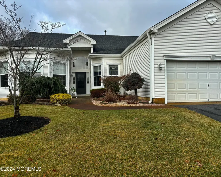 Rockland/Orange/NJ Real Estate | View 2553 Morningstar Road | 3 Beds, 2 Baths | View 1