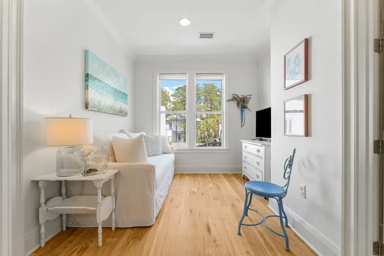 New York City Real Estate | View 334 Seabreeze Boulevard | room 24 | View 25
