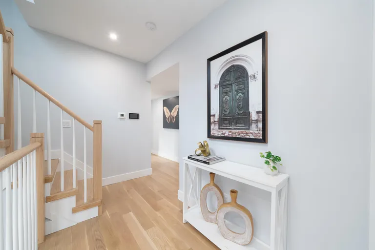 Jersey City/Hoboken Real Estate | View 401 Ogden Ave Unit# 1 | room 13 | View 14