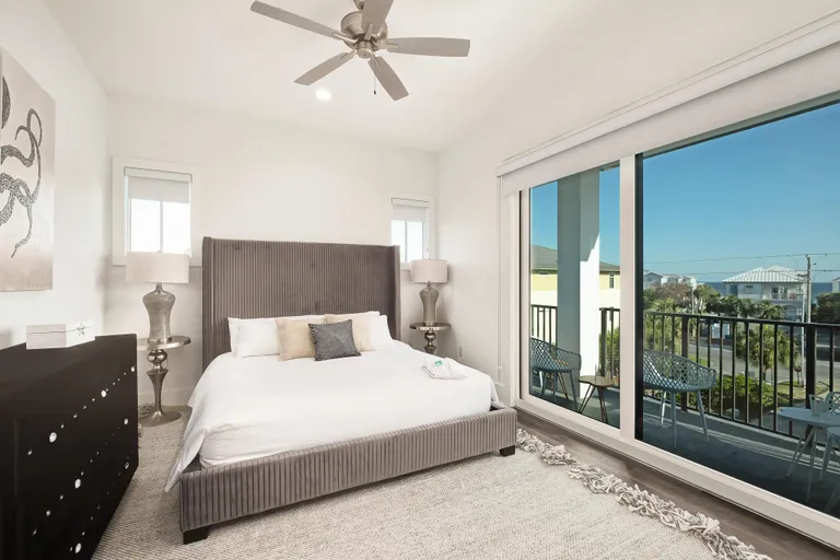 New York City Real Estate | View 77 Cote D Azur Drive | room 9 | View 10