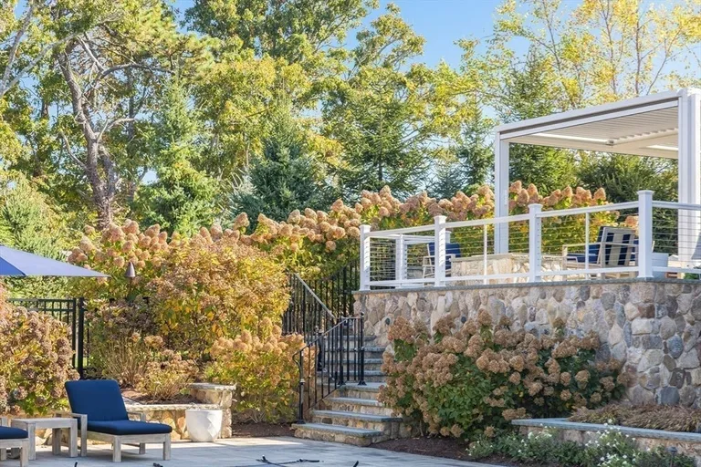 Boston, MA Real Estate | View 114 Cranberry Lane | room 7 | View 8