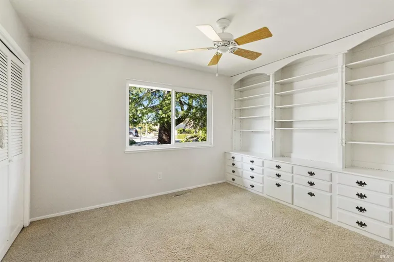 Northern California Real Estate | View 275 Oak Shadow Drive | room 29 | View 30