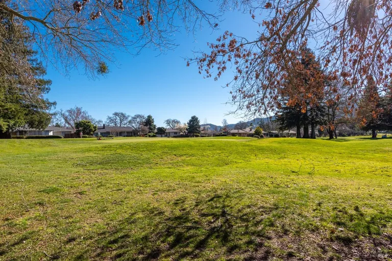 Northern California Real Estate | View 275 Oak Shadow Drive | room 36 | View 37