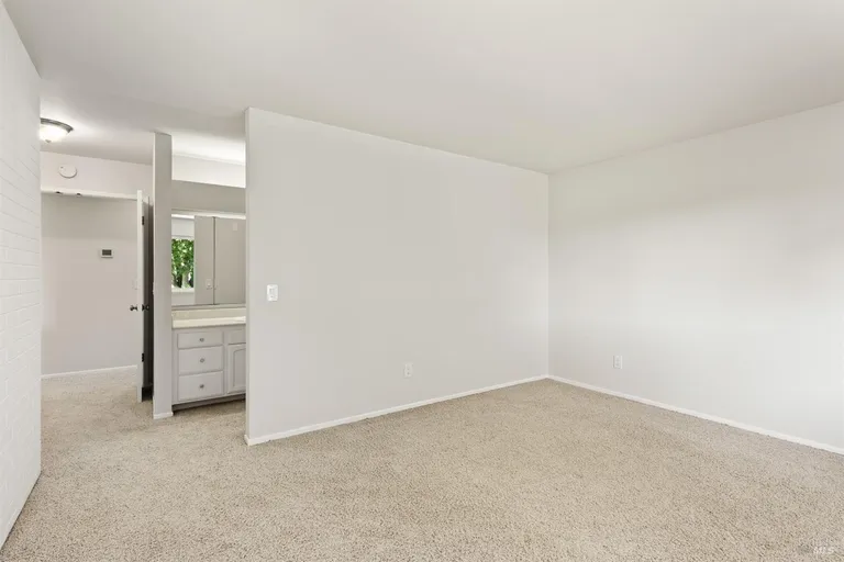 Northern California Real Estate | View 275 Oak Shadow Drive | room 23 | View 24