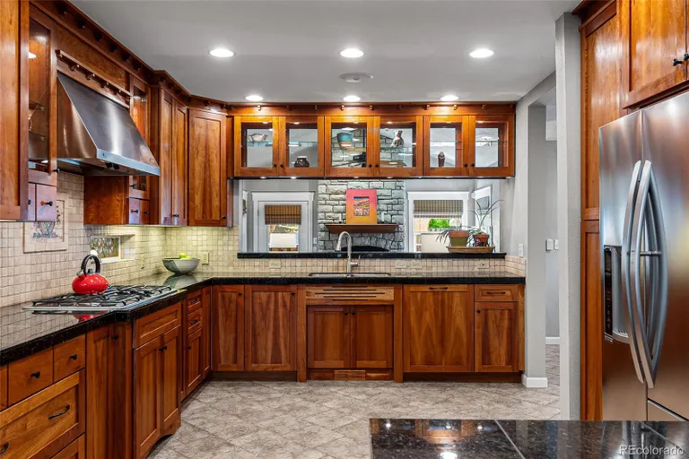 Denver Real Estate | View 2551 South Gilpin Street | room 7 | View 8