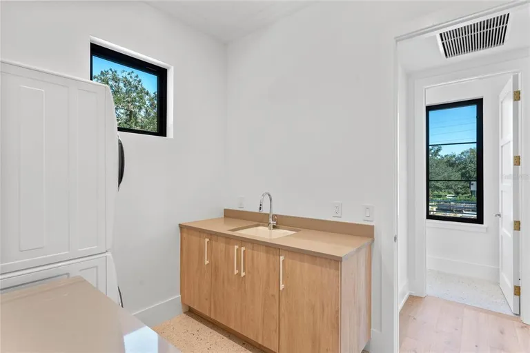 Central Florida Real Estate | View 1948 Rowena Avenue | room 35 | View 36