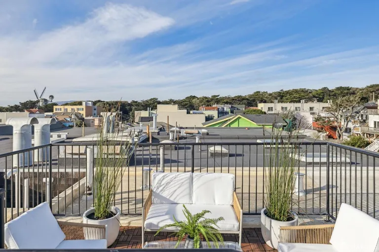 Northern California Real Estate | View 1280 47th | room 27 | View 28