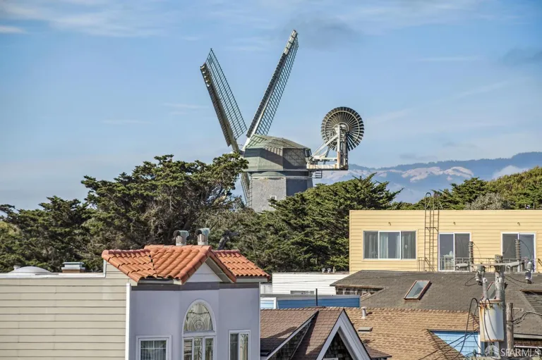 Northern California Real Estate | View 1280 47th | room 24 | View 25