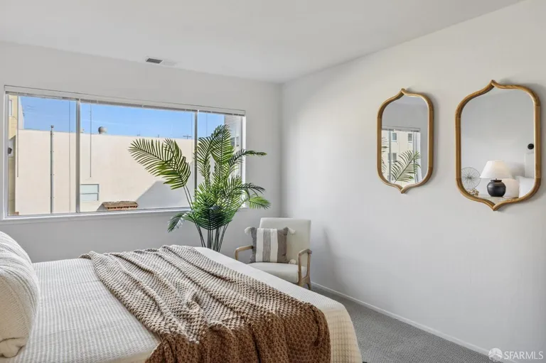 Northern California Real Estate | View 1280 47th | room 14 | View 15