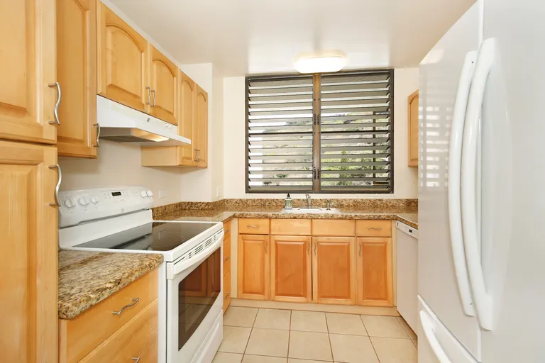 New York City Real Estate | View 6770 Hawaii Kai Drive, #804 | room 7 | View 8