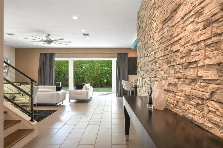 Central Florida Real Estate | View 1429 Chapman Circle | room 2 | View 3