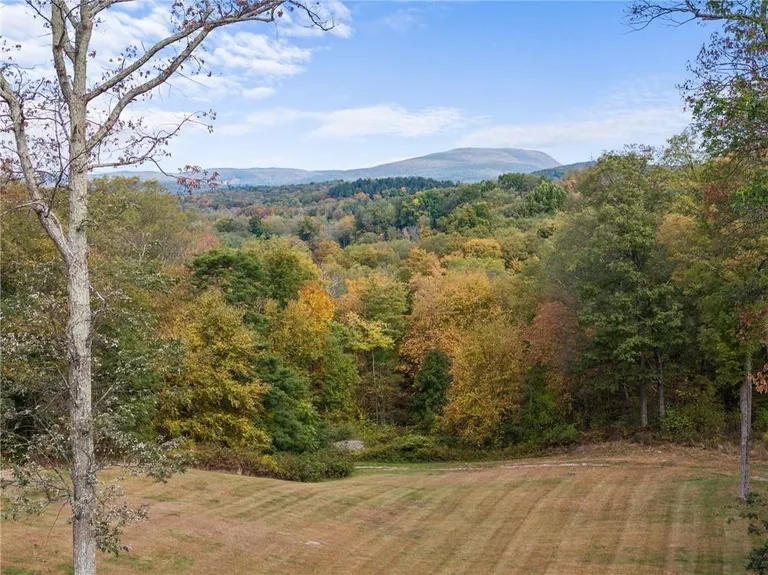 Hudson Valley Real Estate | View 836 Duell Road | room 5 | View 6