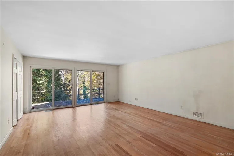 New York City Real Estate | View 357 Crow Hill Road | room 4 | View 5