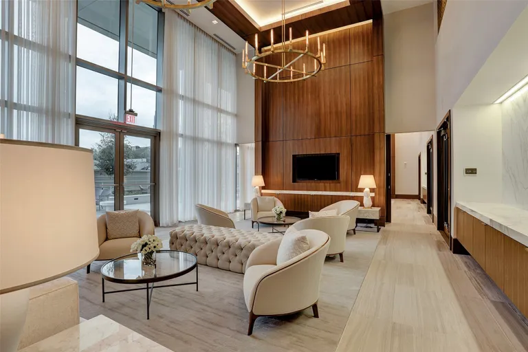 The Woodlands Real Estate | View 2047 Westcreek Lane #402 | room 16 | View 17