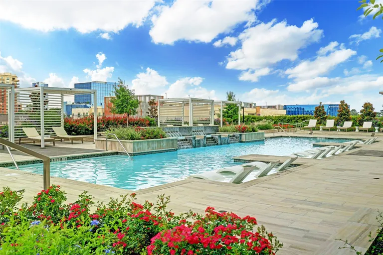 The Woodlands Real Estate | View 2047 Westcreek Lane #402 | room 13 | View 14