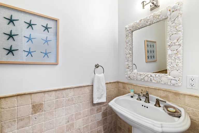 Turks and Caicos Real Estate | View Grace Bay Road and Princess Drive | 13 | View 17