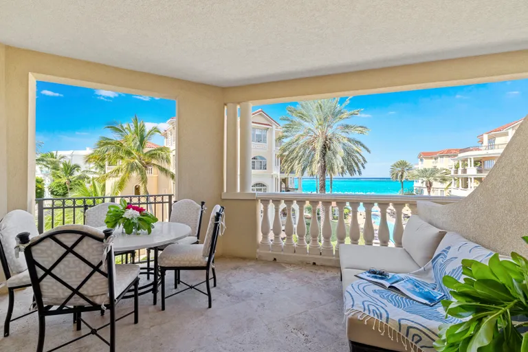 Turks and Caicos Real Estate | View Grace Bay Road and Princess Drive | 01 | View 4