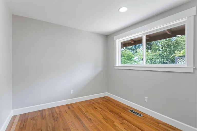New York City Real Estate | View 15027 110th Ave NE | 5M3A2228.jpg-SMALL | View 17