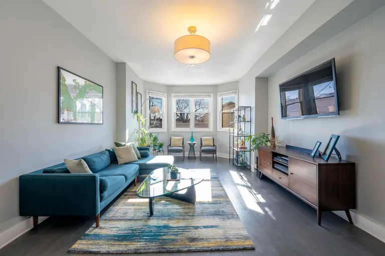 New York City Real Estate | View 172 South St Unit# 3 | 3 Beds, 2 Baths | View 1