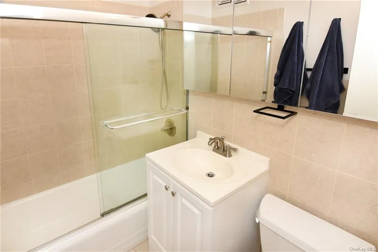 New York City Real Estate | View 119 S Highland Avenue Unit# 3E | room 17 | View 18