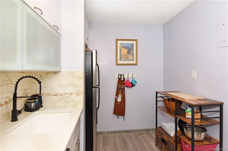 New York City Real Estate | View 119 S Highland Avenue Unit# 3E | room 3 | View 4