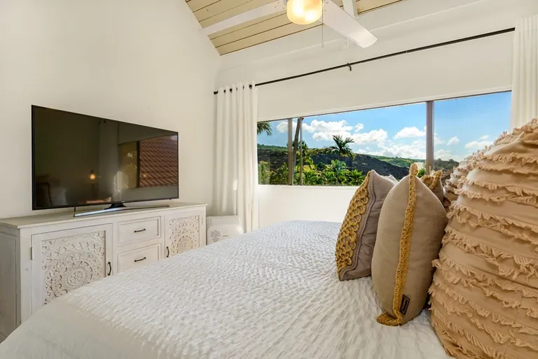 New York City Real Estate | View 78-7070 ALII DR, #B304 | room 10 | View 11