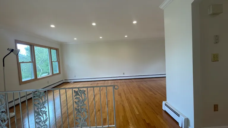 New York City Real Estate | View 1360 Centre Road | room 4 | View 5