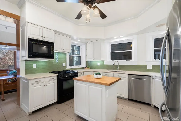 Denver Real Estate | View 1827 N Bellaire Street | room 9 | View 10