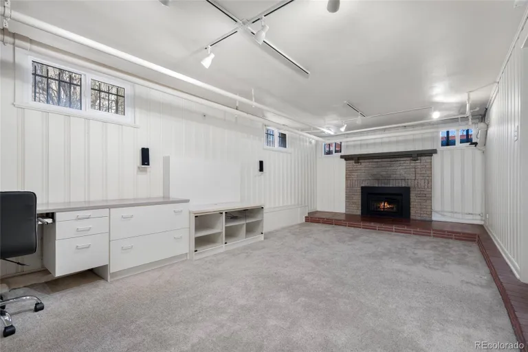 Denver Real Estate | View 1827 N Bellaire Street | room 28 | View 29