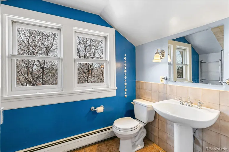 Denver Real Estate | View 1827 N Bellaire Street | room 26 | View 27