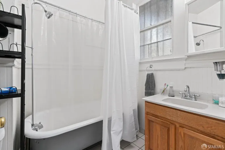 Northern California Real Estate | View 123 Albion | room 17 | View 18