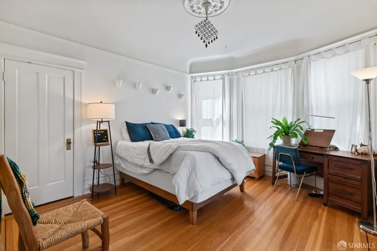 Northern California Real Estate | View 123 Albion | room 6 | View 7