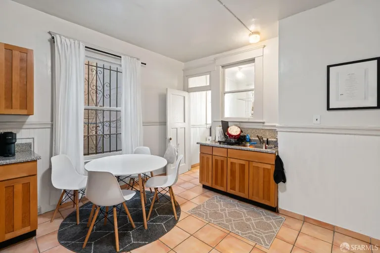 Northern California Real Estate | View 123 Albion | room 18 | View 19