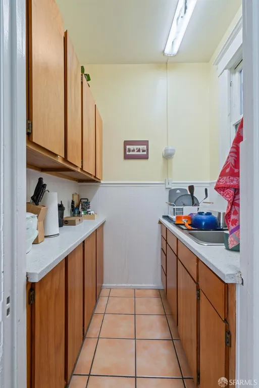 Northern California Real Estate | View 123 Albion | room 27 | View 28