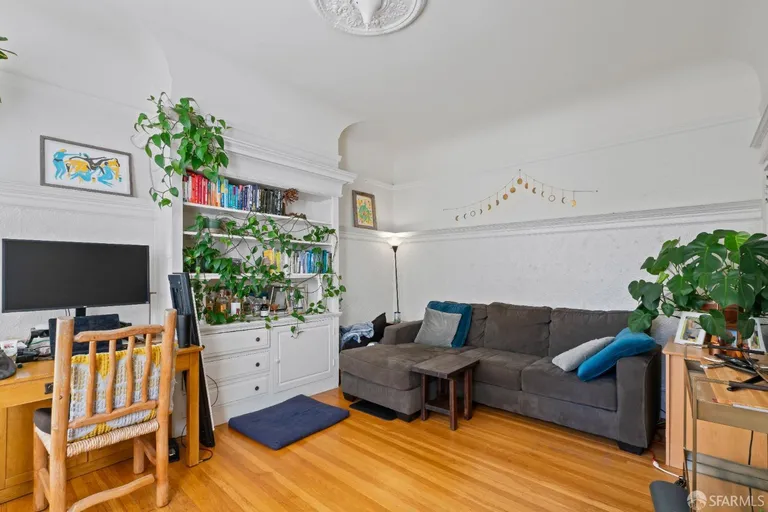 Northern California Real Estate | View 123 Albion | room 13 | View 14