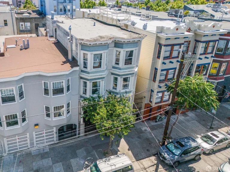 Northern California Real Estate | View 123 Albion | room 36 | View 37