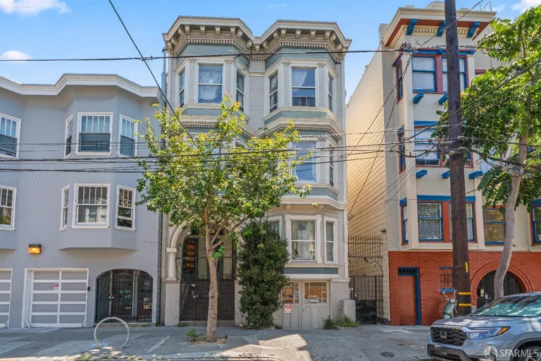 Northern California Real Estate | View 123 Albion | 8 Beds | View 1