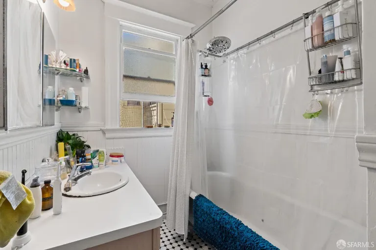 Northern California Real Estate | View 123 Albion | room 22 | View 23