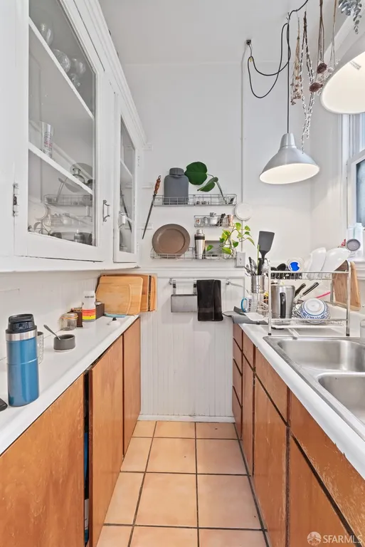 Northern California Real Estate | View 123 Albion | room 28 | View 29