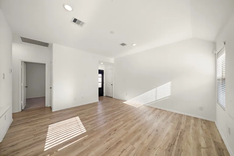 New York City Real Estate | View 24007 W Falling Daylight Drive | room 13 | View 14