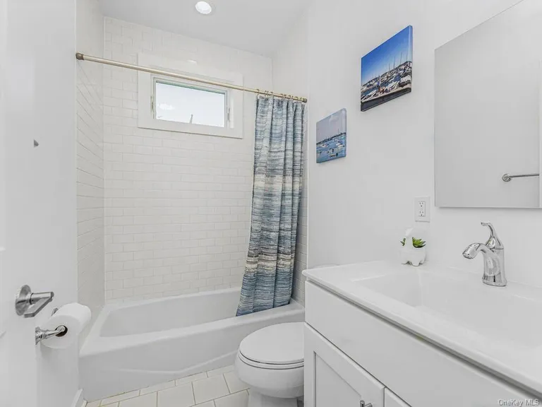 New York City Real Estate | View 70 Island Point Unit# 70 | room 14 | View 15