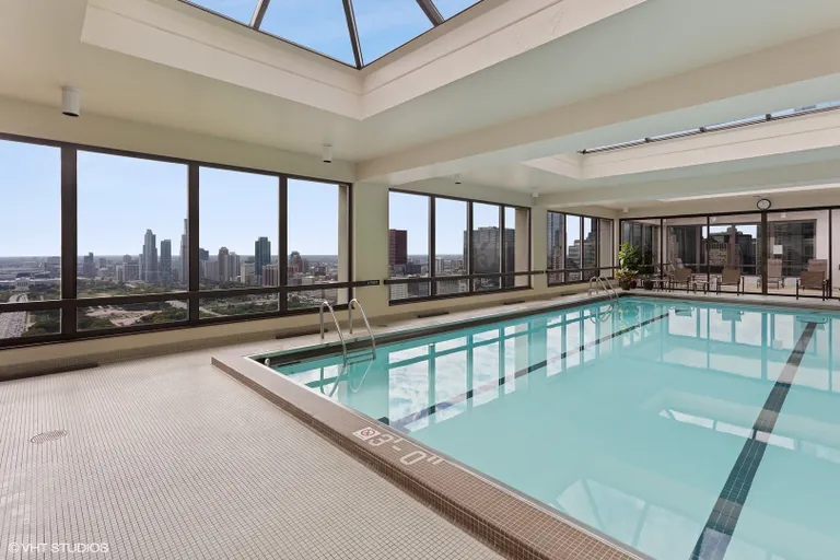 New York City Real Estate | View 360 E Randolph, 1506 | room 26 | View 27