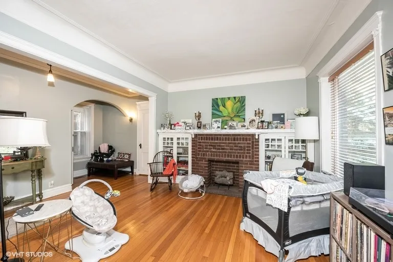 New York City Real Estate | View 2718 N Mozart | room 2 | View 3