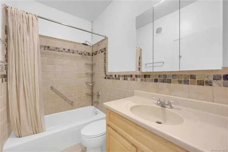 New York City Real Estate | View 16 Rockledge Avenue #2C2 | room 20 | View 21